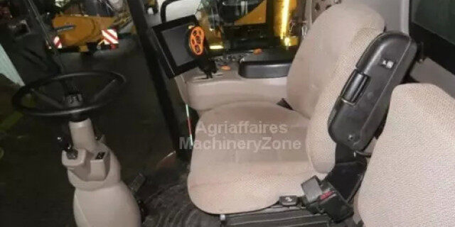 凯斯Axial Flow AF 8120收割机 工作998小时 售价120万