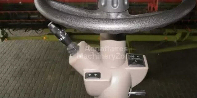 凯斯Axial Flow AF 8120收割机 工作998小时 售价120万