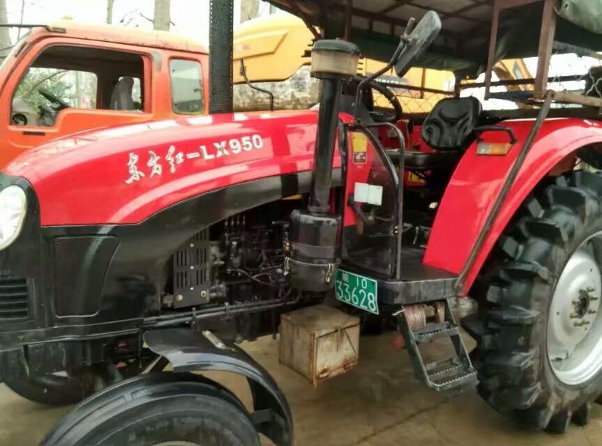 东方红LX950轮式拖拉机