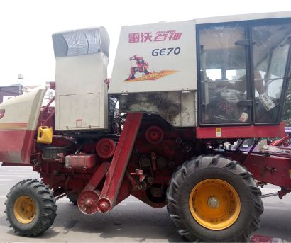 雷沃谷神GE70（4LZ-7E5）小麦收割机
