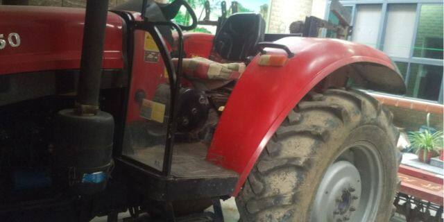 东方红LX950轮式拖拉机
