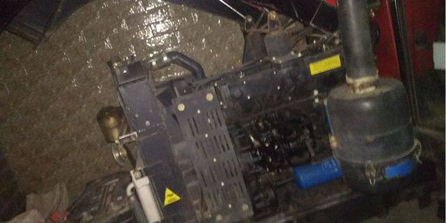 东方红LX950轮式拖拉机