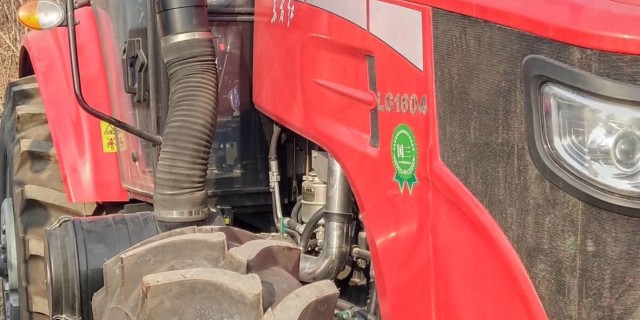东方红LG1604轮式拖拉机