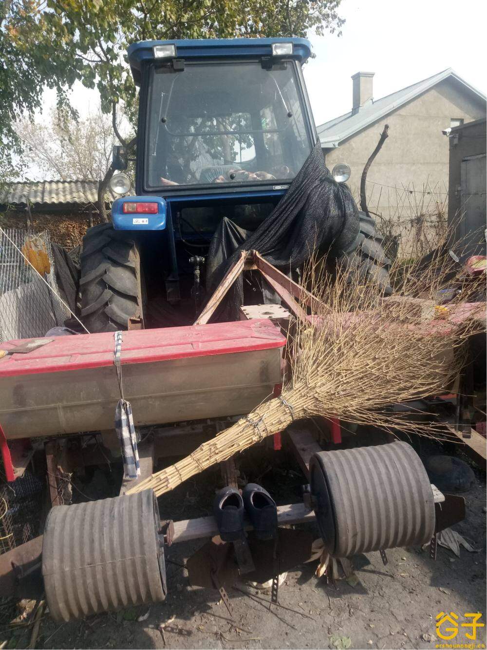 雷沃歐豹m1104-d拖拉機