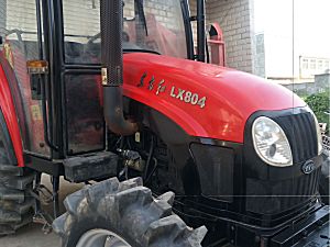东方红LX804轮式拖拉机