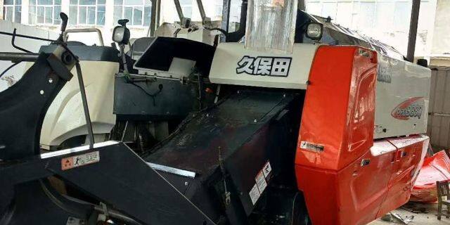 久保田4LZ-4（PRO988Q)全喂入履带收割机