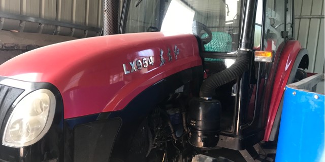 东方红LX954轮式拖拉机