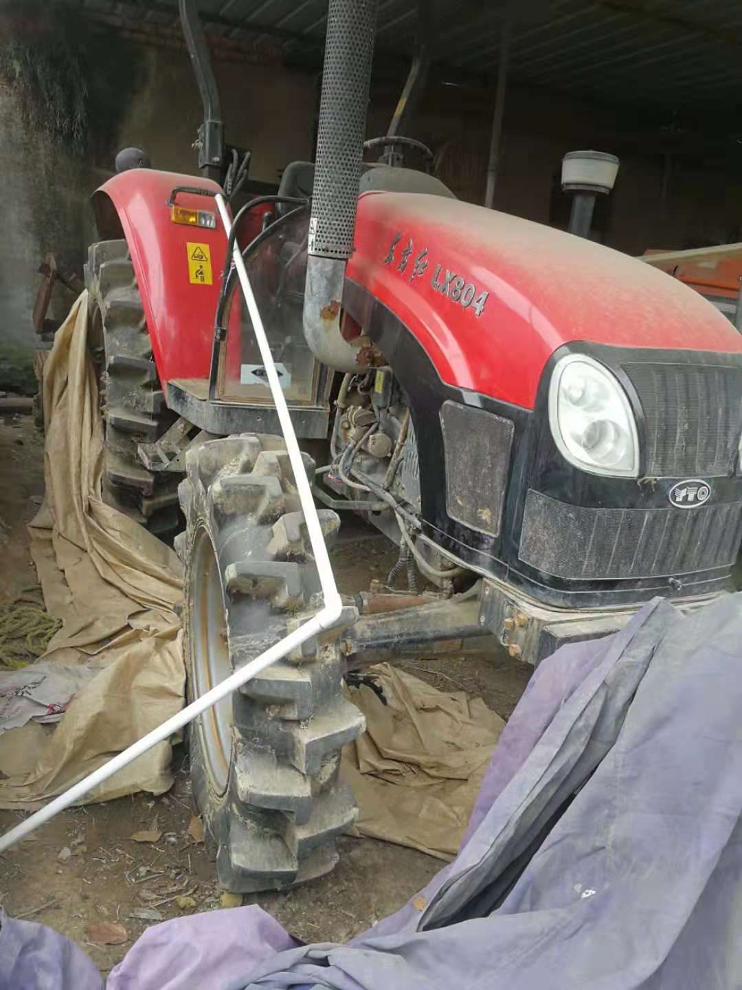 东方红LX804拖拉机
