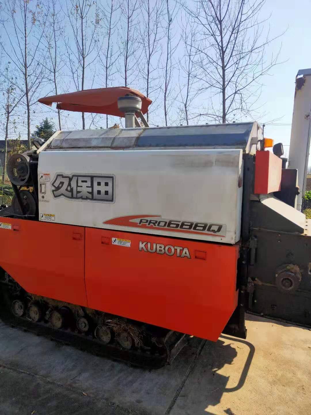 久保田688收割机