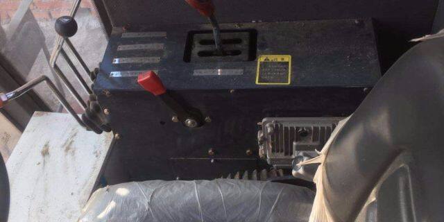 牧神4YZB-3A型自走式穗茎兼收玉米收获机
