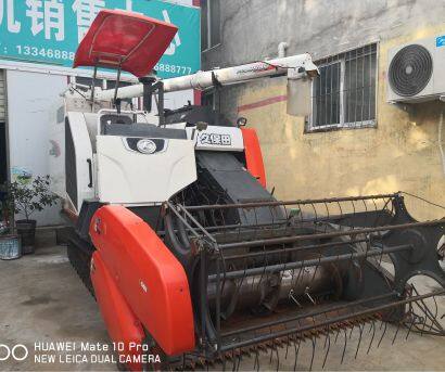 久保田4LZ-4（PRO988Q)全喂入履帶收割機