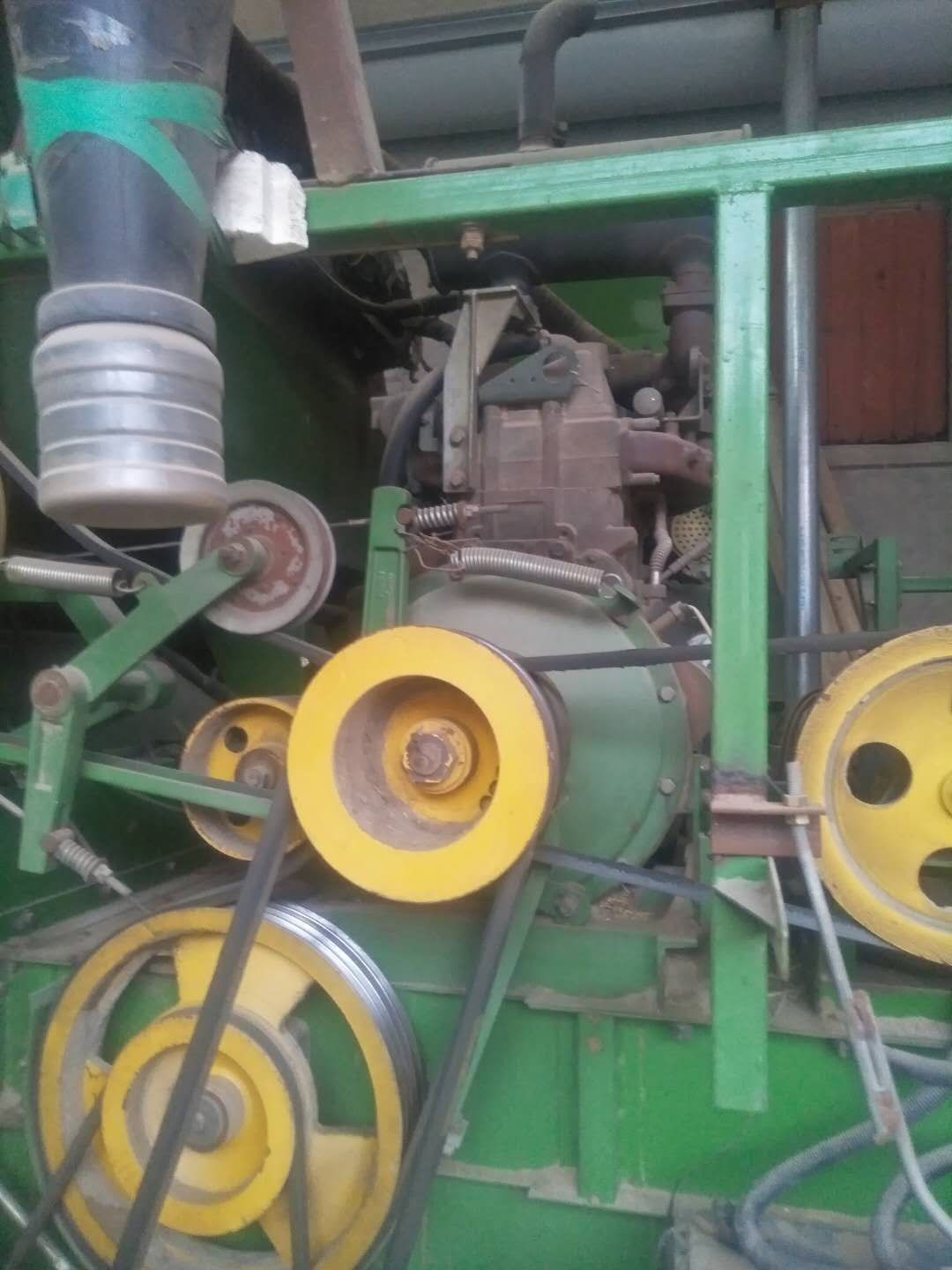 谷王TB50(4LZ-5B)型小麦收割机