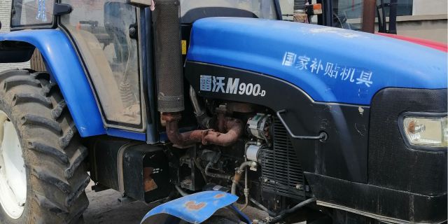 雷沃欧豹M900-D拖拉机
