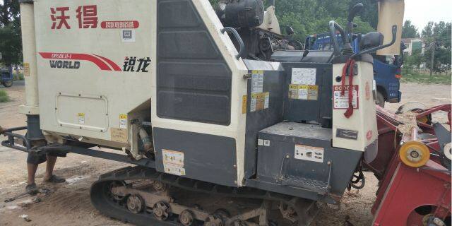 沃得锐龙4LZ-5.0E经典版联合收割机