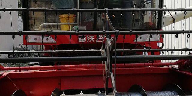 雷沃谷神GE50(4LZ-5E)小麦联合收割机