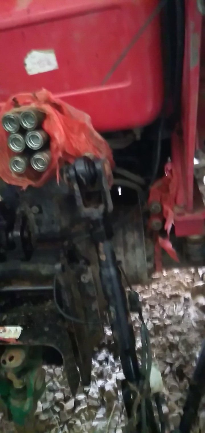 东方红LY1004轮式拖拉机