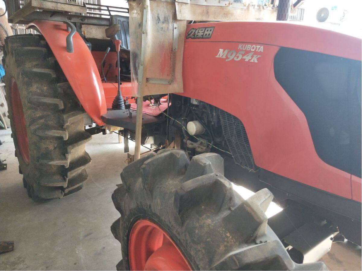 久保田M954拖拉机