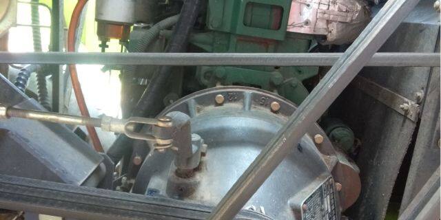 谷王三行玉米收获机