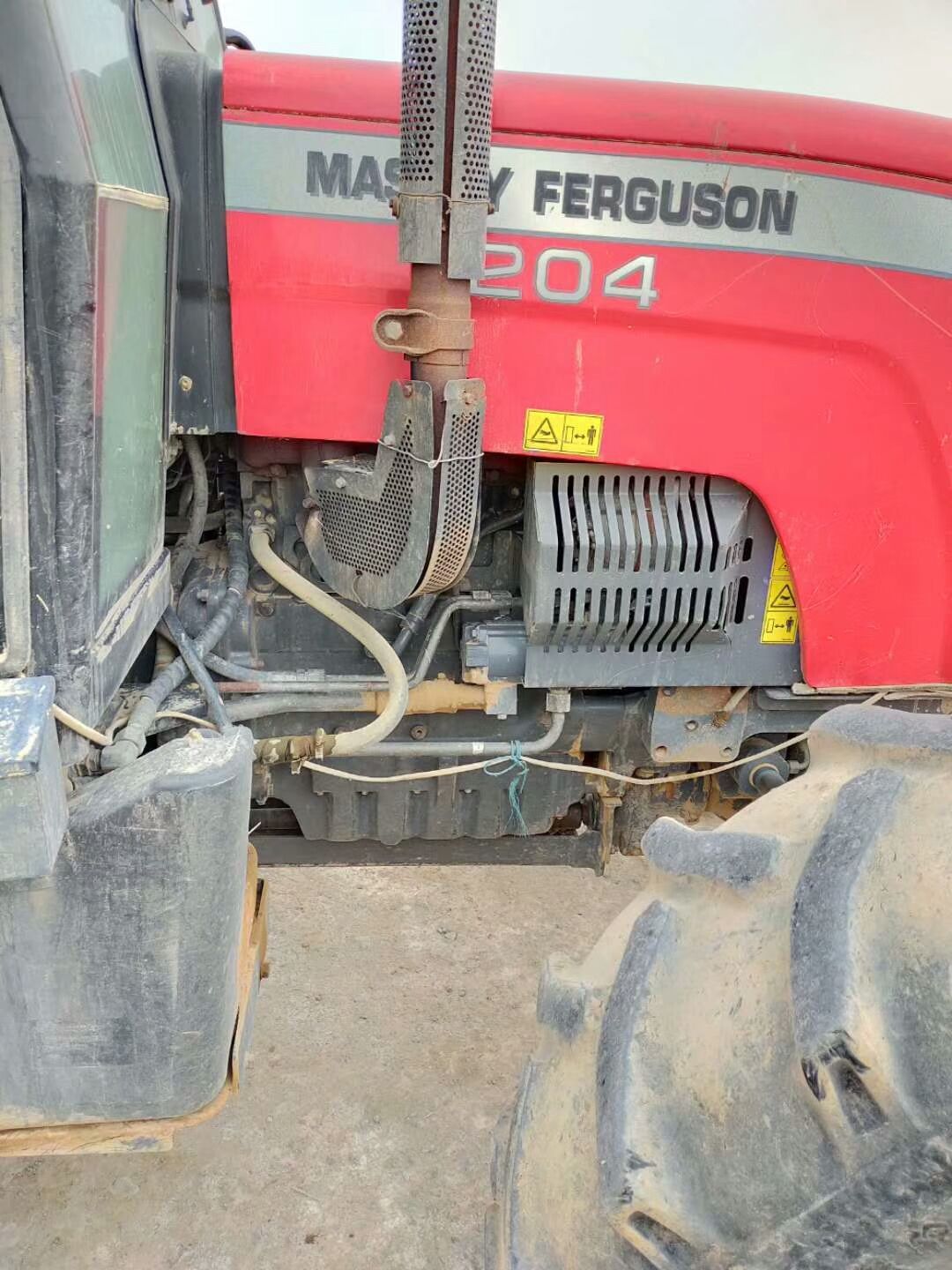麦赛福格森1204拖拉机
