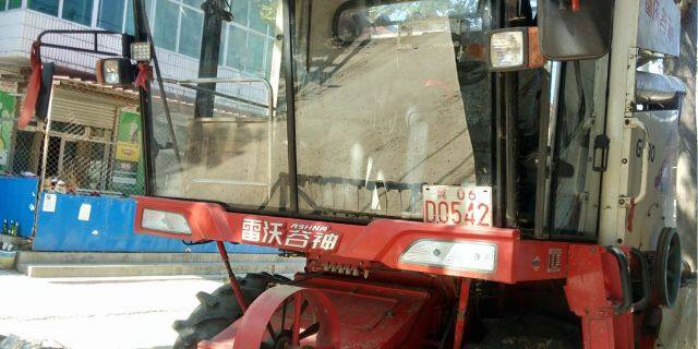 福田GE80收割机