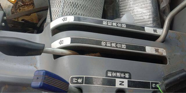 久保田pRo100小麦联合收割机