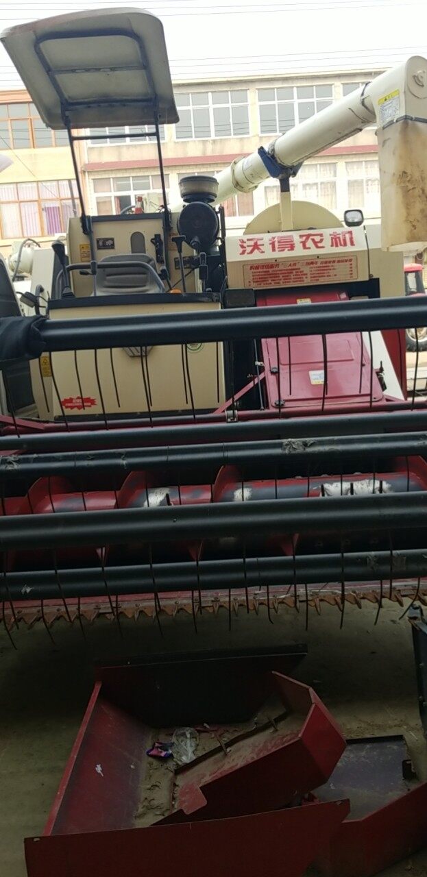 沃得锐龙尊享版4LZ-6.0EK(Q)联合收割机