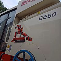 雷沃谷神GE80輪式谷物聯合收割機
