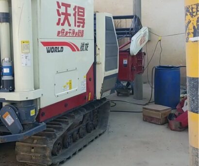 沃得118聯(lián)合收割機(jī)
