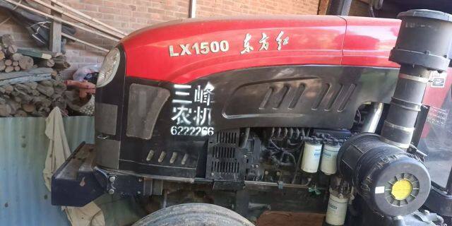 东方红LX1500轮式拖拉机