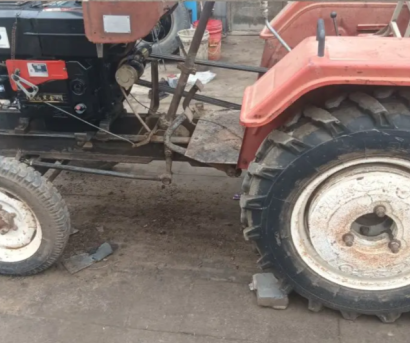 農(nóng)用小型拖拉機