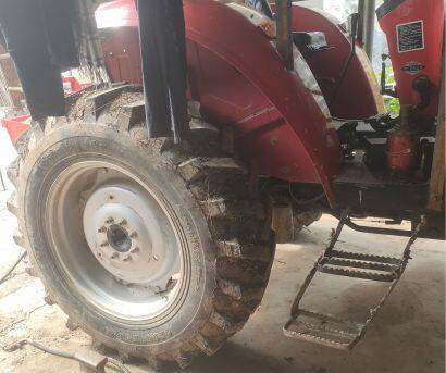 東方紅LX1500拖拉機(jī)