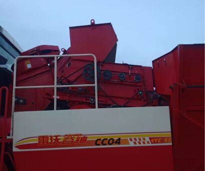 雷沃谷神CC04收割機