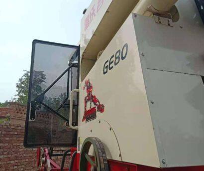 雷沃谷神GE80谷物联合收割机