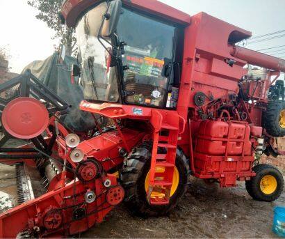 雷沃GM100收割機(jī)
