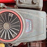 履帶式除草機(jī)