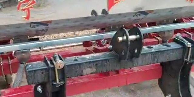 鲁宁牌宽窄行玉米播种机