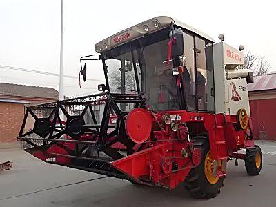 雷沃谷神GE80小麦收割机